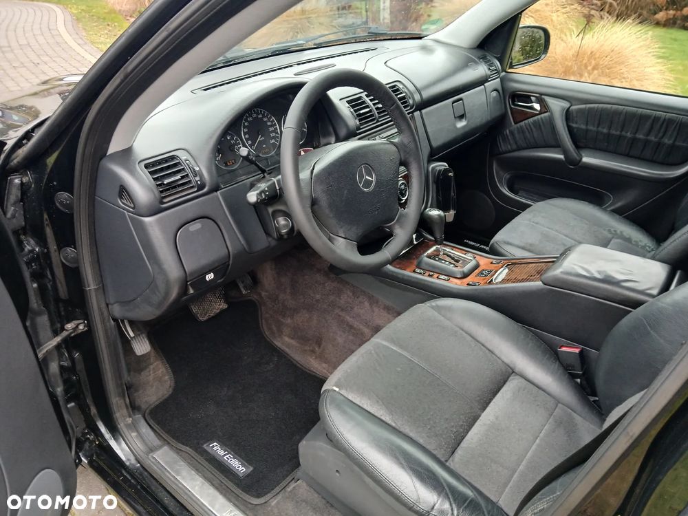 Mercedes-Benz ML - 11