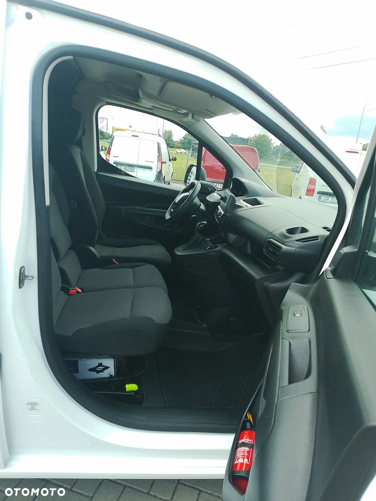 Toyota Proace Partner Berlingo Combo Doblo L2 Long Izoterma Chłodnia Salon PL półka Inox 3 osoby 2EUpal 2,5 DMC - 12