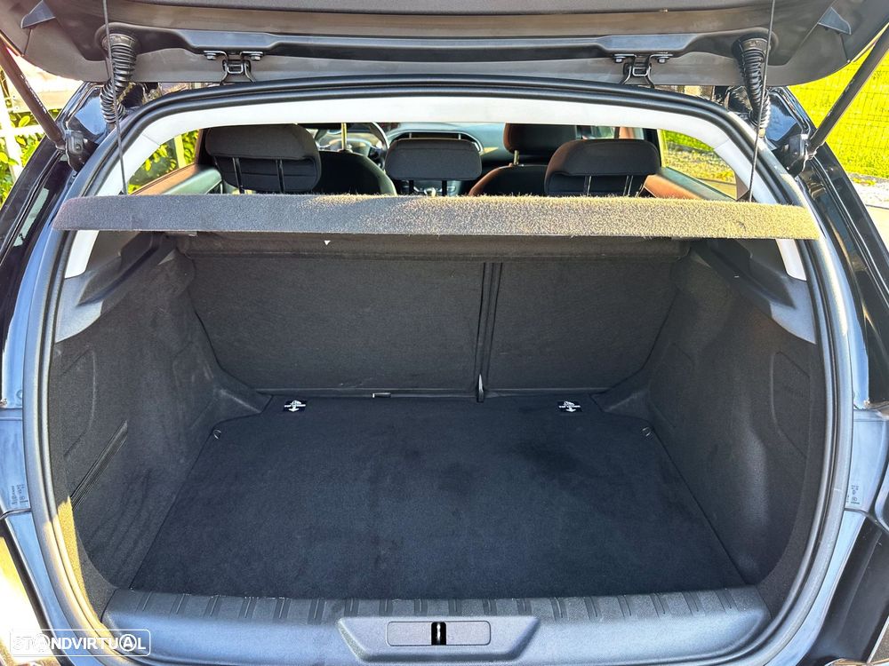 Peugeot 308 1.5 BlueHDi Active - 11
