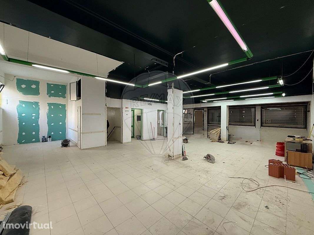 Loja  para arrendamento - Grande imagem: 2/19