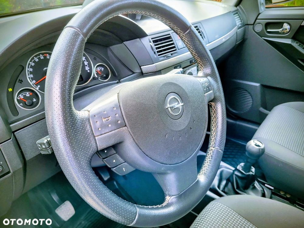 Opel Meriva 1.6 16V NAVI - 26