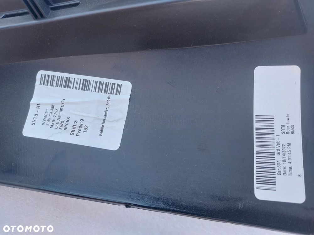 Dokładka zderzaka tył Jeep Grand Cherokee WK2 SRT8 - 6