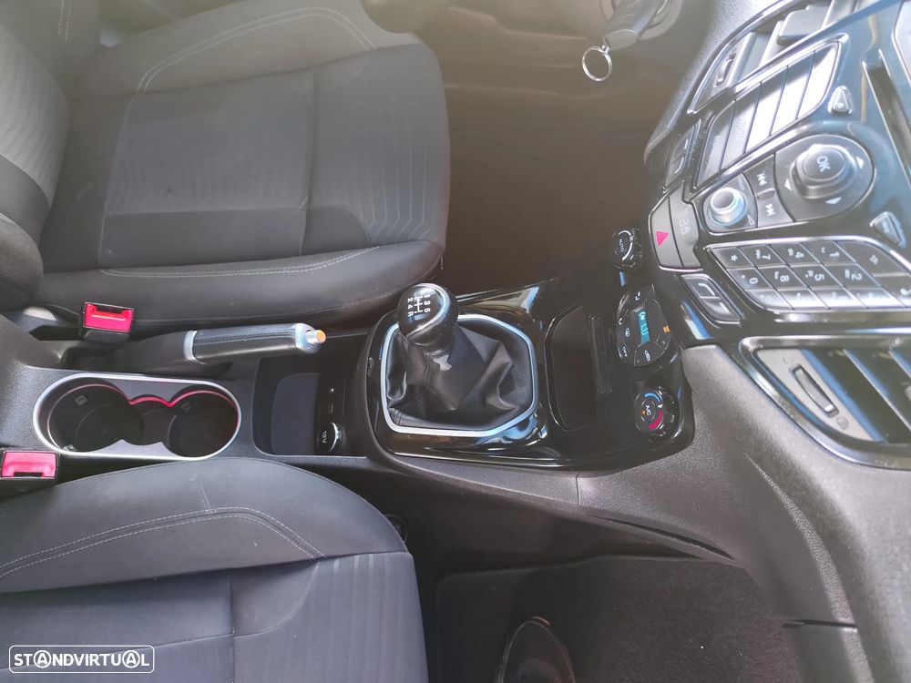 Ford Fiesta 1.5 TDCi Titanium - 33