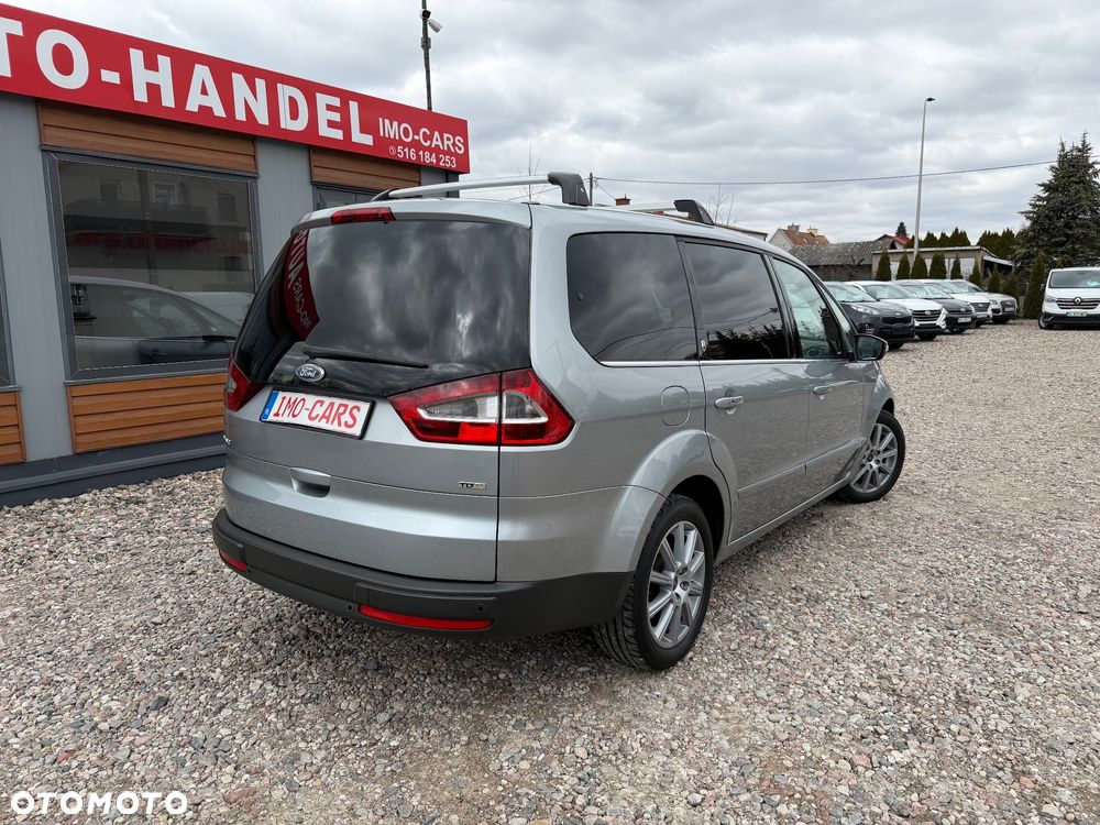 Ford Galaxy - 4