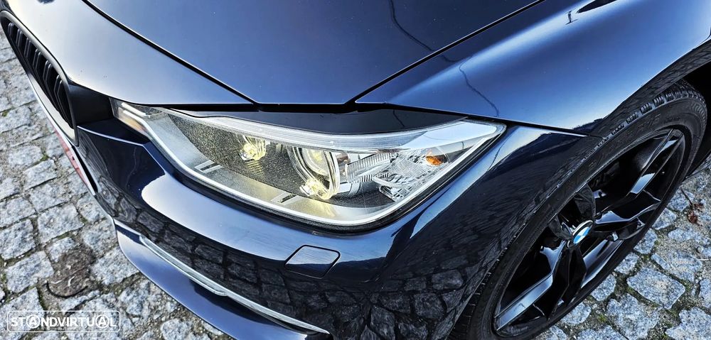 BMW 320 d Touring Aut. Luxury Line - 23