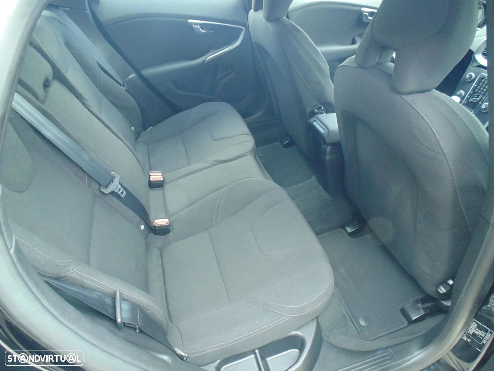 Volvo V40 1.6 D2 Kinetic Eco - 17