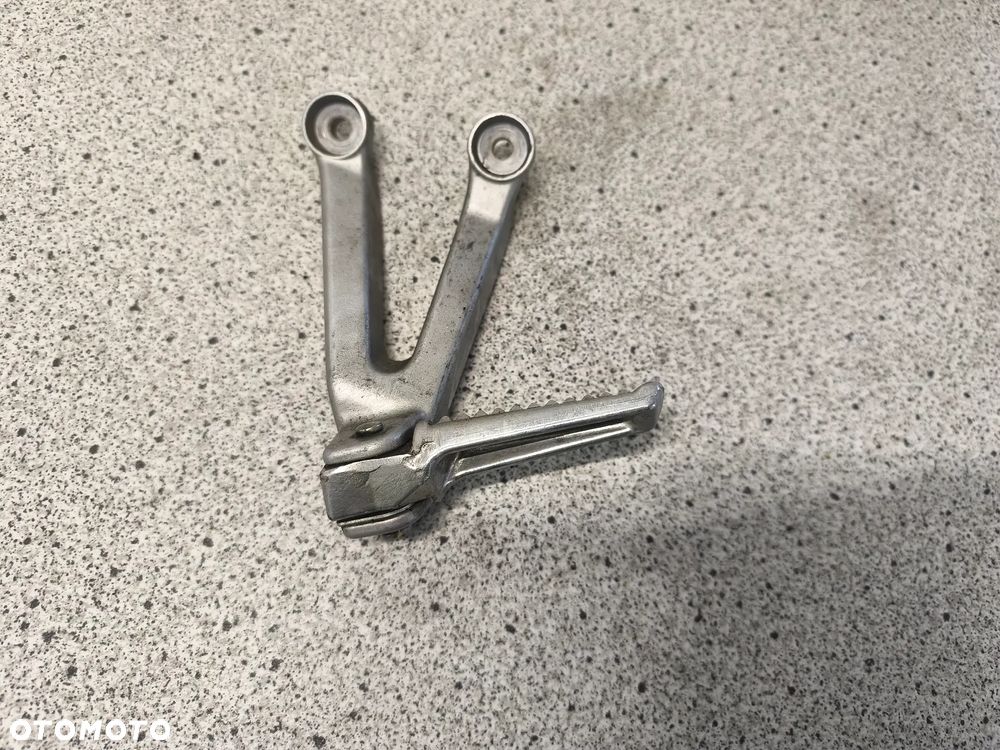 Set lewy tył, podnożek pasażera Honda CBR 900RR CBR900 RR CBR900RR CBR 900 RR - 1