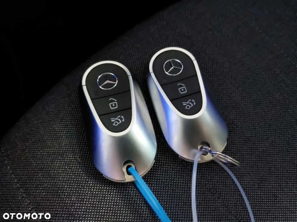 Mercedes-Benz Klasa E 220 d 9G-TRONIC Edition AVANTGARDE - 11