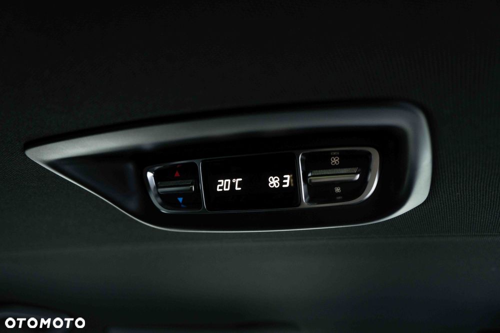 Mercedes-Benz EQV 300 90kWh - 24