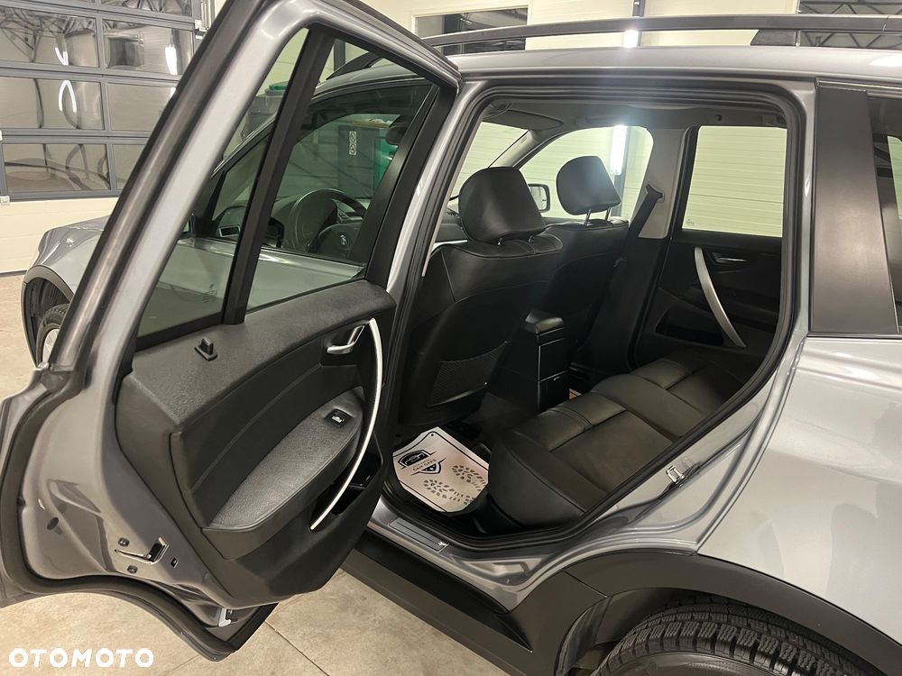 BMW X3 2.0d - 13