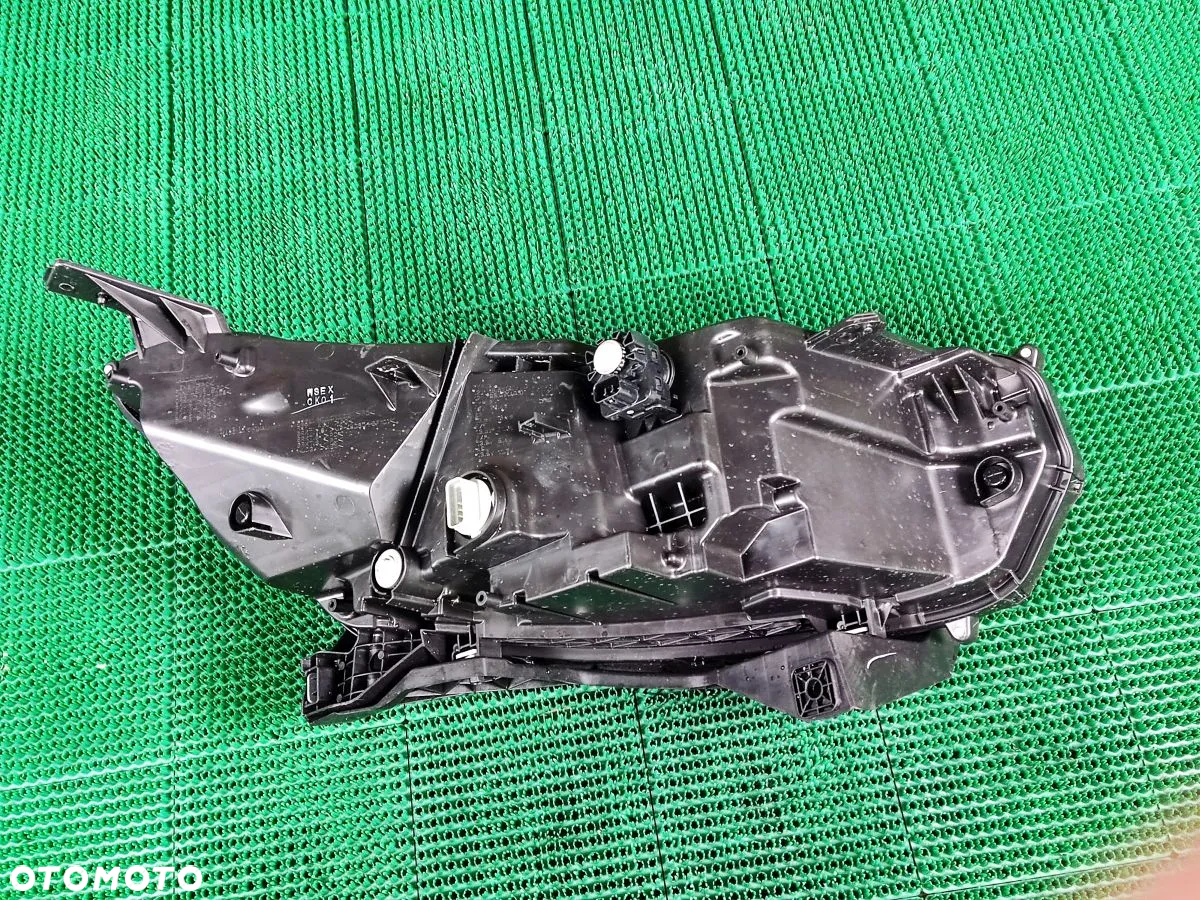 HONDA CR-V od 2023r Lampa Przednia Prawa Lewa - 4