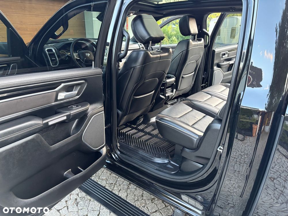 Dodge RAM 1500 5.7 4x4 - 22