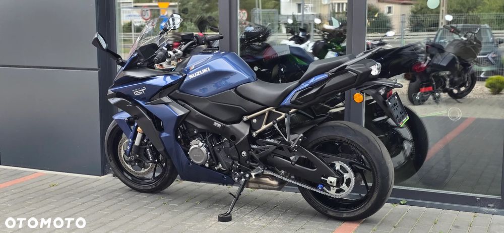 Suzuki GSX - 25