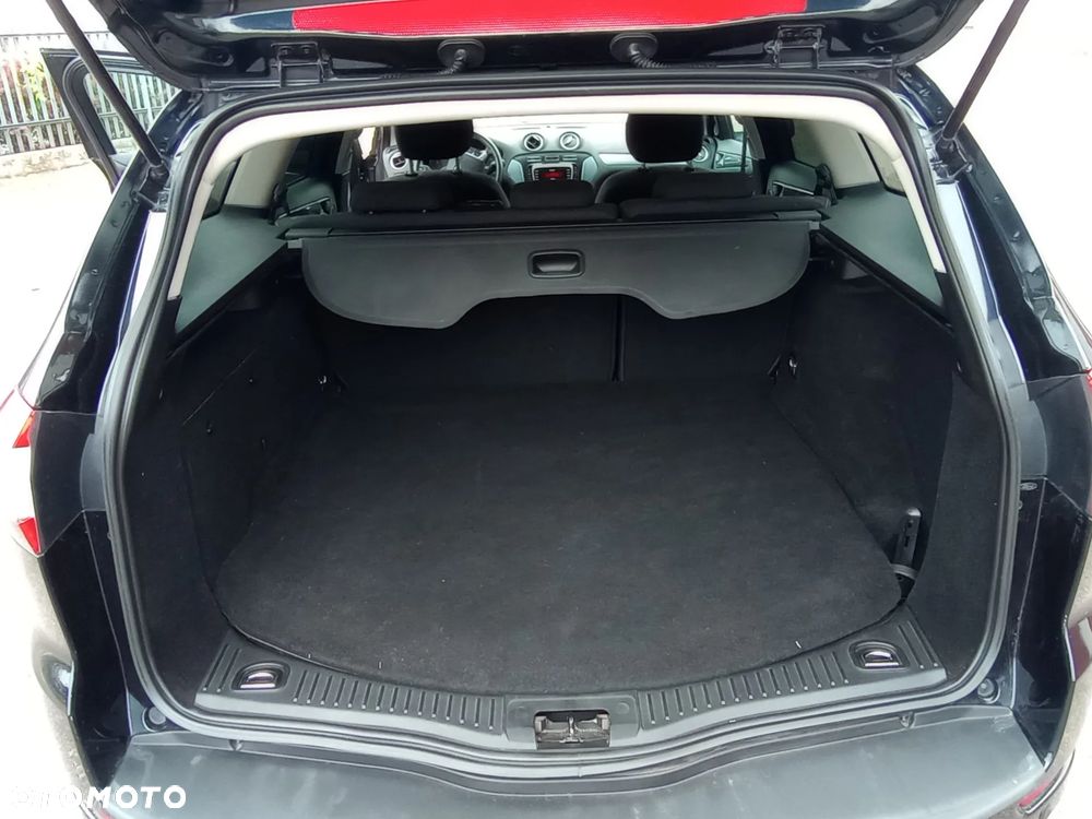 Ford Mondeo 1.6 TDCi Trend - 11