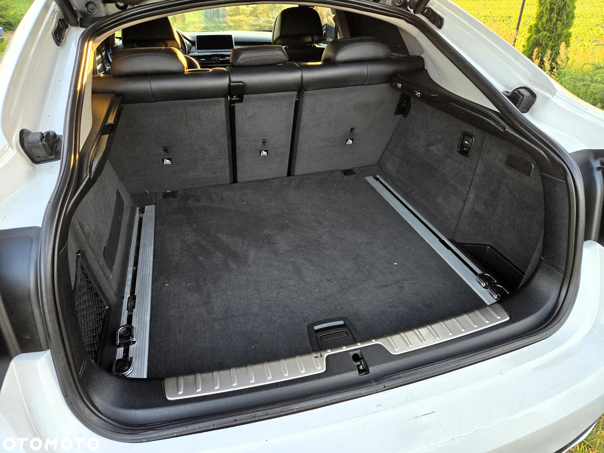 BMW X6 xDrive50i - 15
