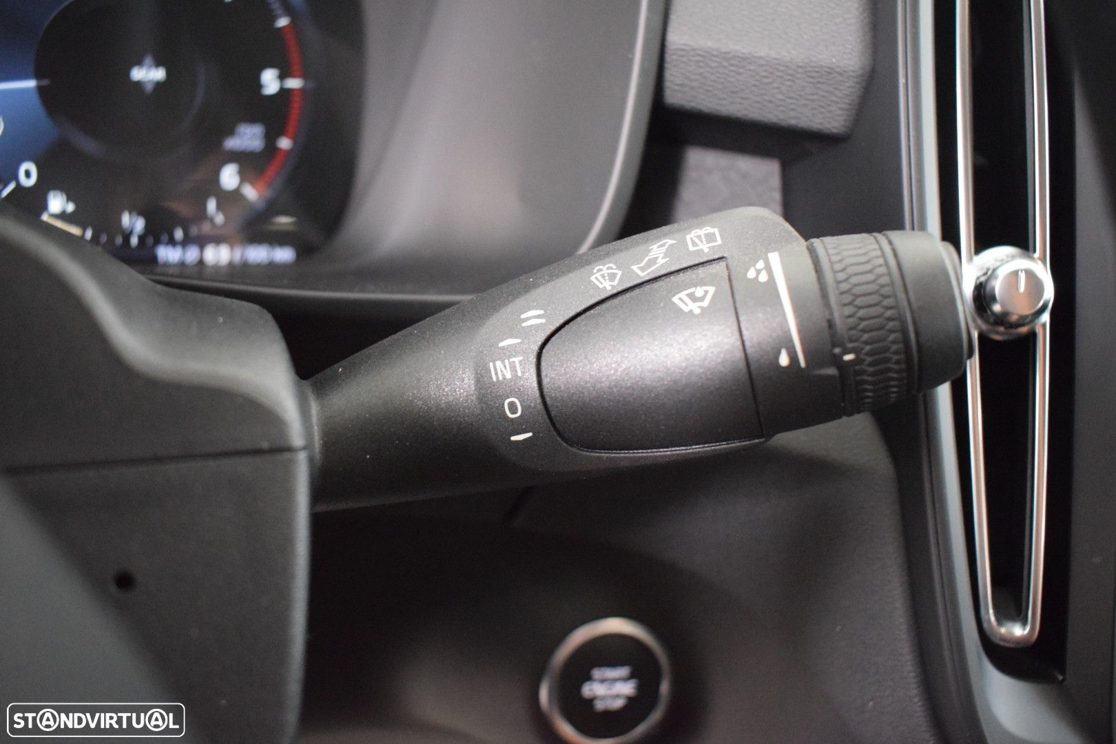 Volvo XC 40 2.0 D3 Momentum - 20