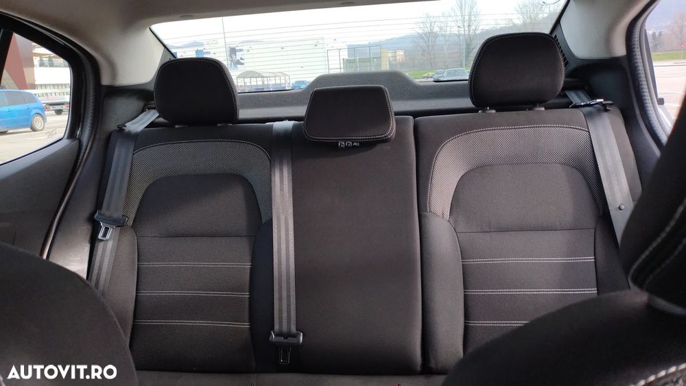 Dacia Logan TCe 90 MT6 Prestige - 13