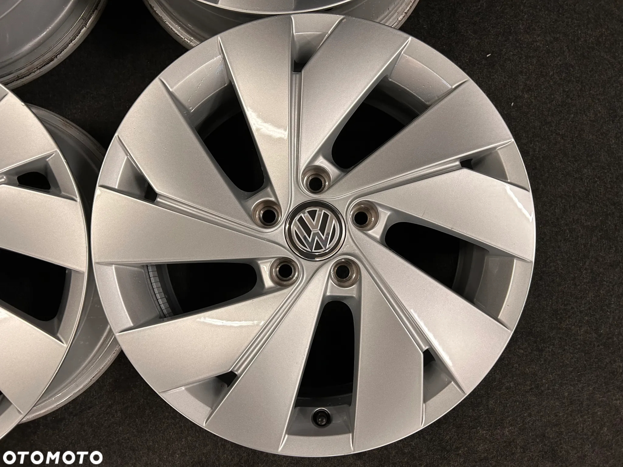 Alufelgi VW Golf 8, 7, Touran, Caddy, Sportsvan, Skoda Octavia III, IV 17 cali 5x112 4szt. Ładne! - 7