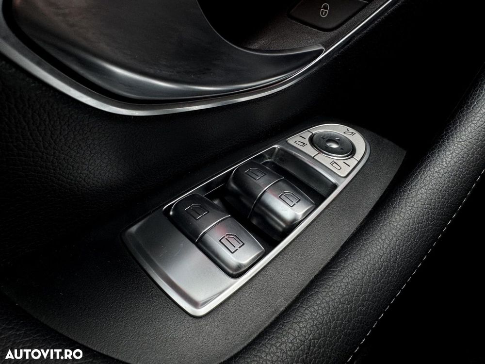 Mercedes-Benz E - 14