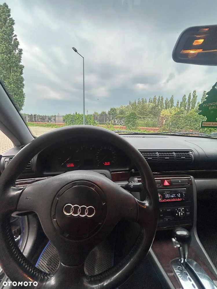 Audi A4 Avant ver-avant-1-9-tdi-tiptronic - 8