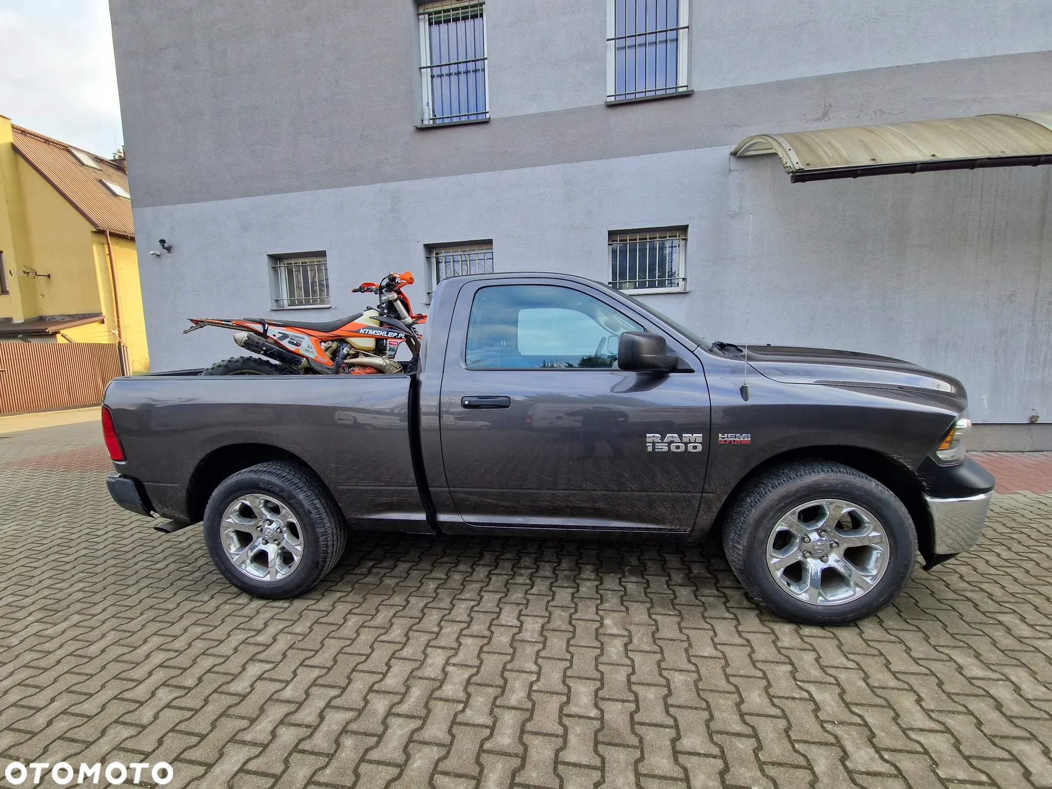 Dodge RAM 1500 5.7 4x4 - 22