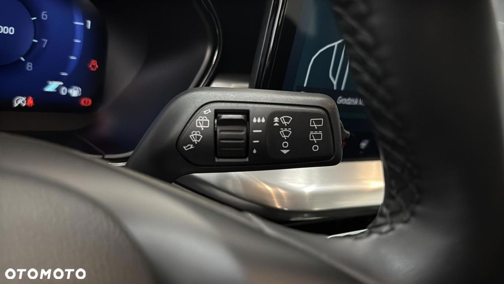 Ford Focus 1.0 EcoBoost mHEV Titanium X - 28