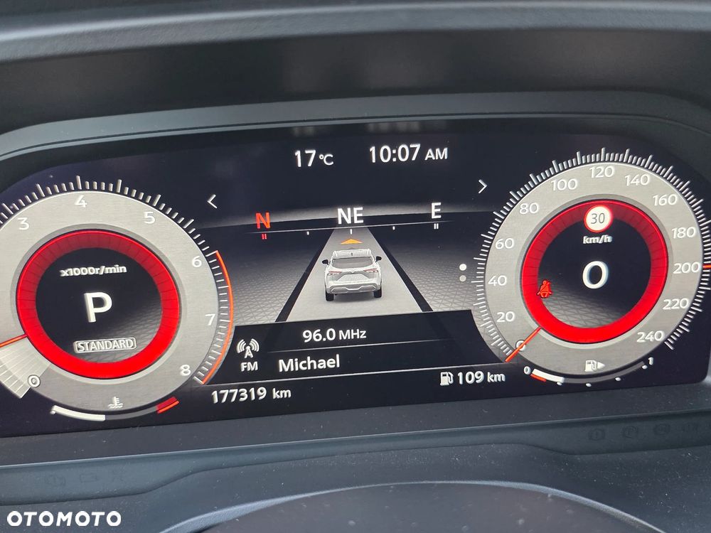 Nissan Qashqai 1.3 DIG-T N-Connecta DCT - 2