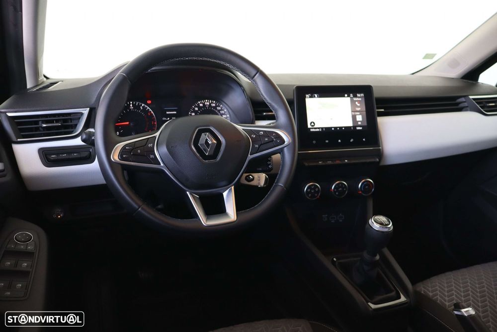 Renault Clio - 21