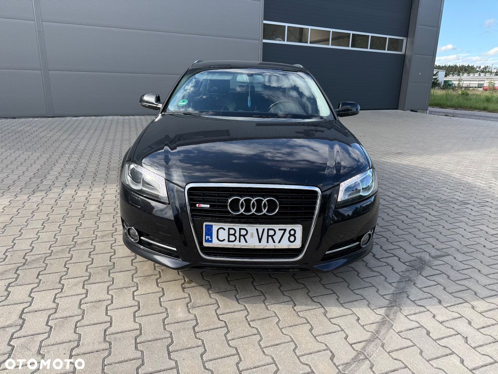Audi A3 Sportback 1.6 TDI DPF Ambiente - 2