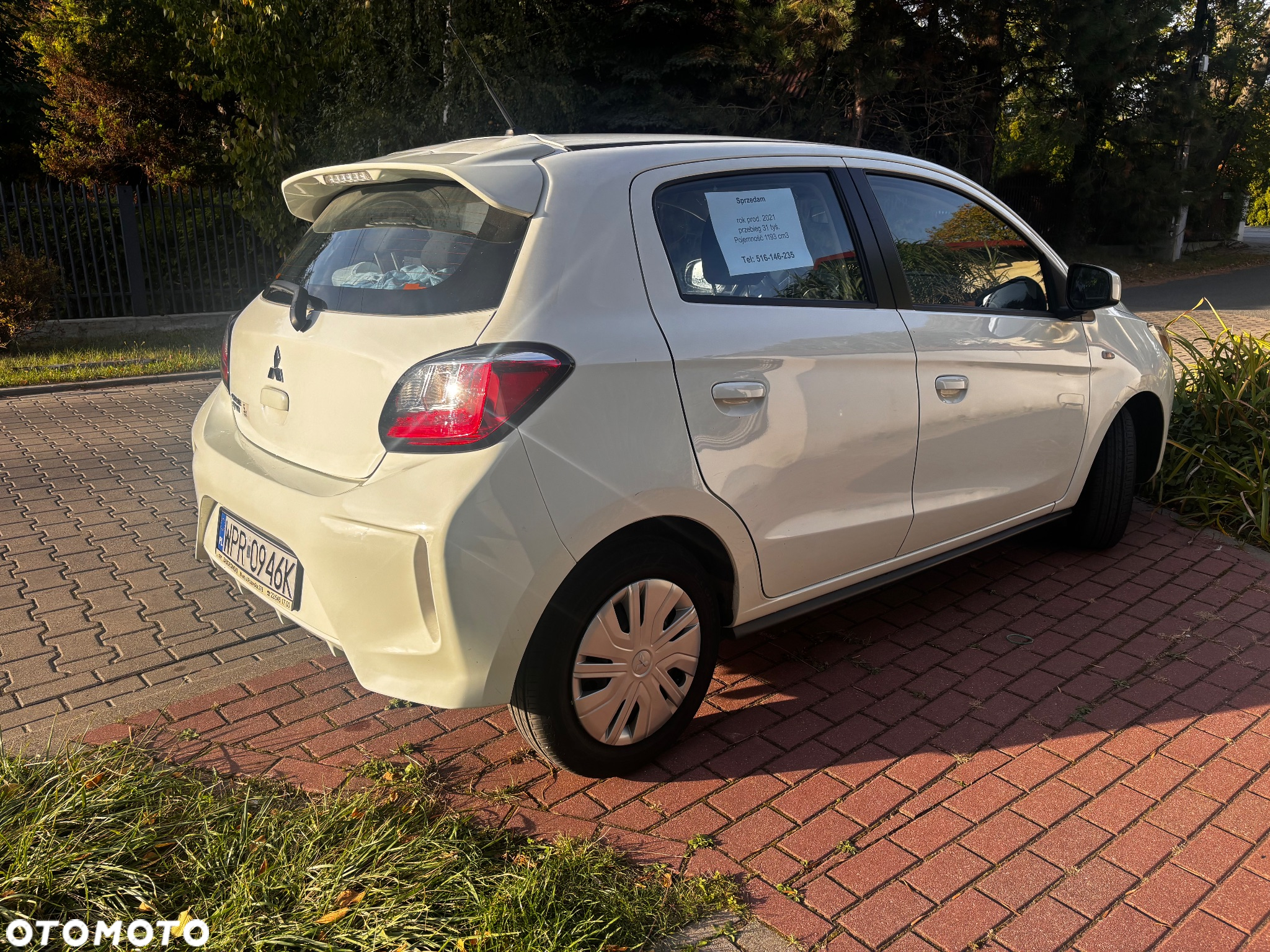 Mitsubishi Space Star 1.2 AS&G Invite - 4