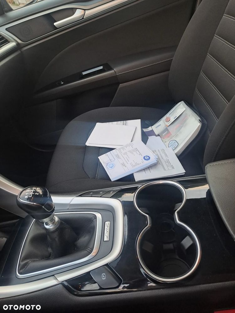 Ford Mondeo - 29