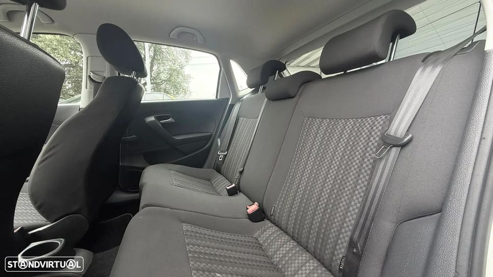 VW Polo 1.0 Trendline - 8