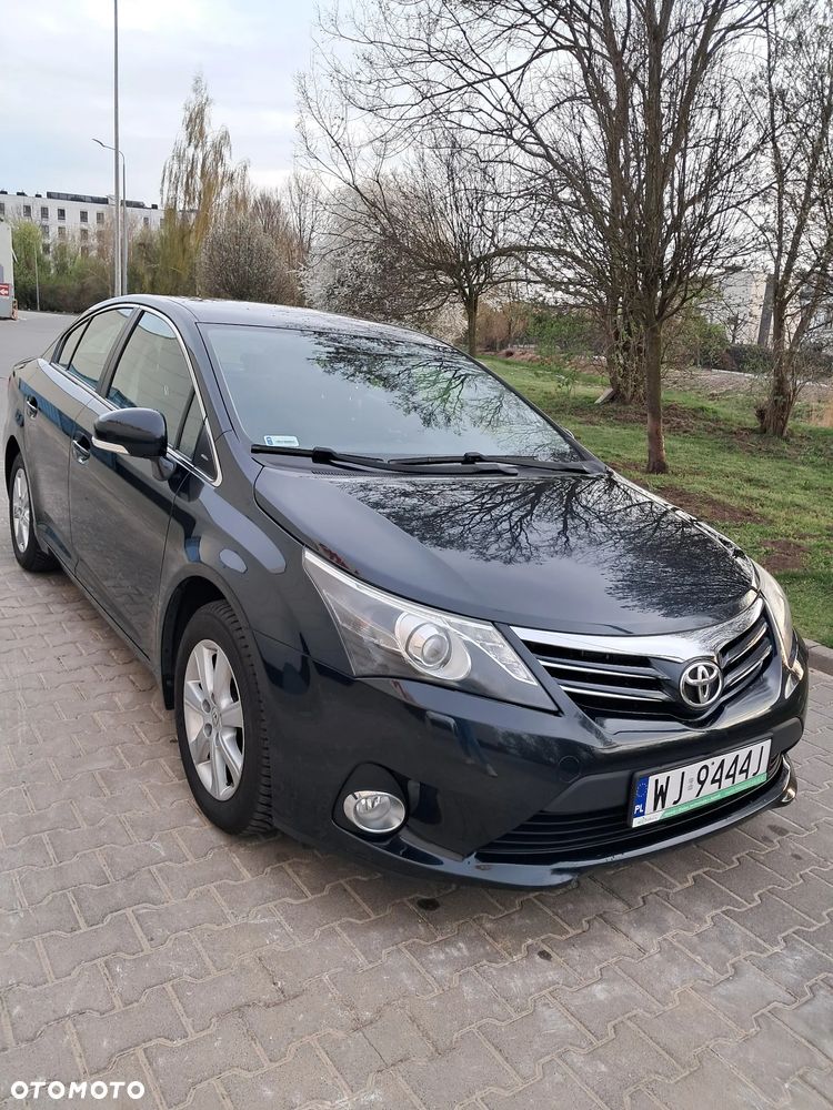 Toyota Avensis 1.8 Premium MS - 1