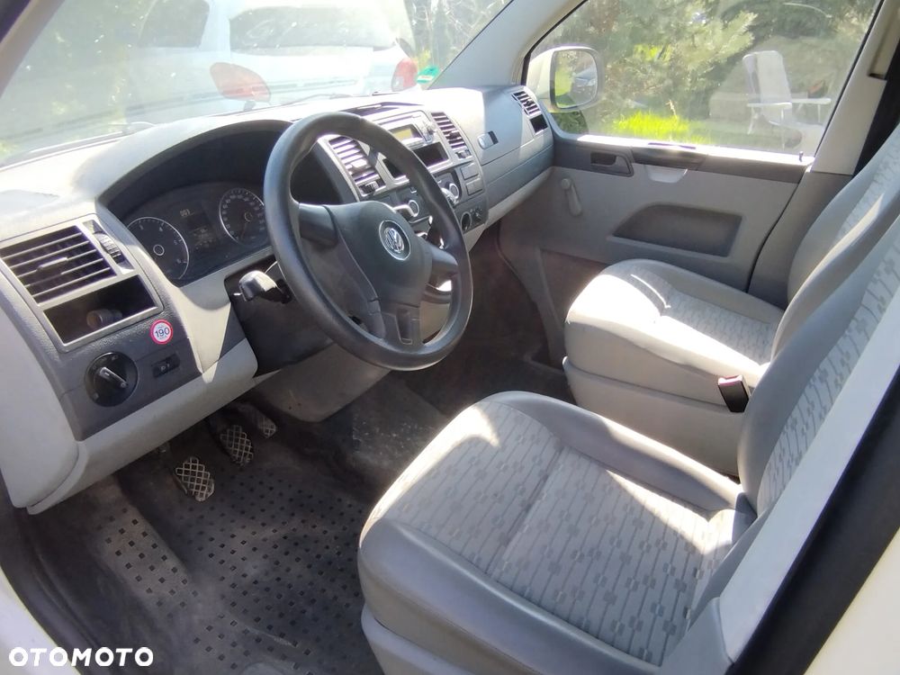 Volkswagen Transporter - 4