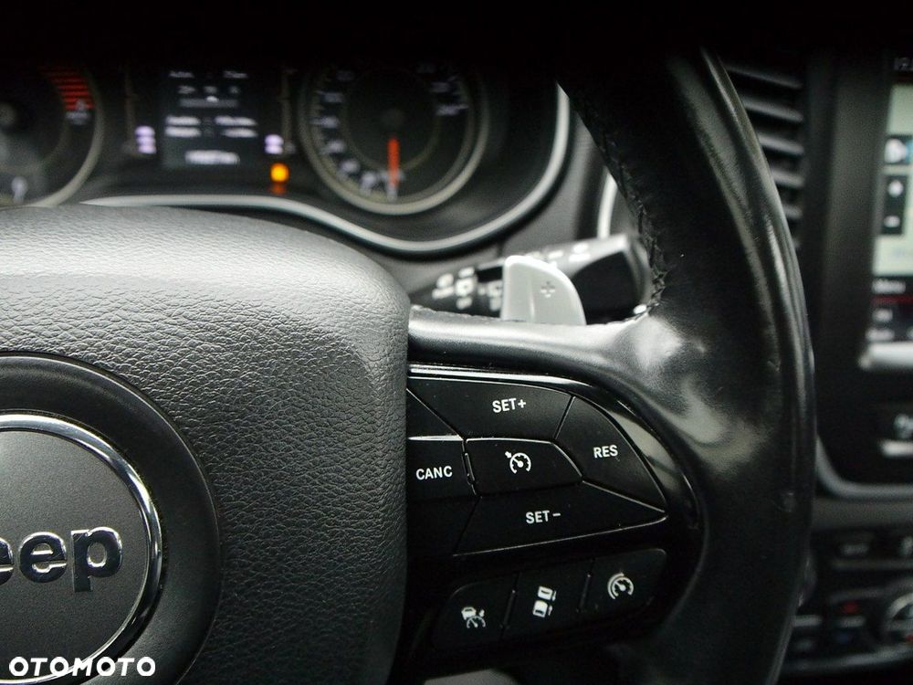 Jeep Cherokee 2.2 MJ II Active Drive I Automatik Limited - 39