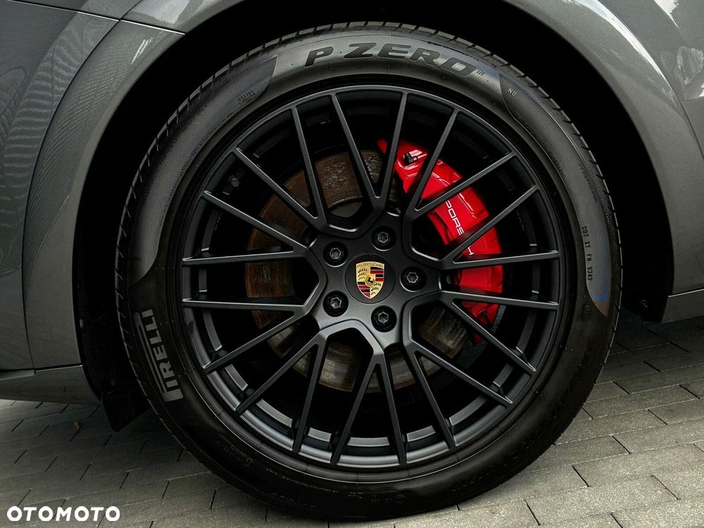 Porsche Cayenne - 17