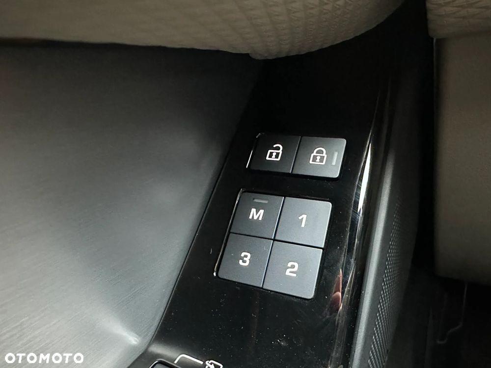 Land Rover Range Rover Velar 2.0 D200 mHEV Limited Edition - 20