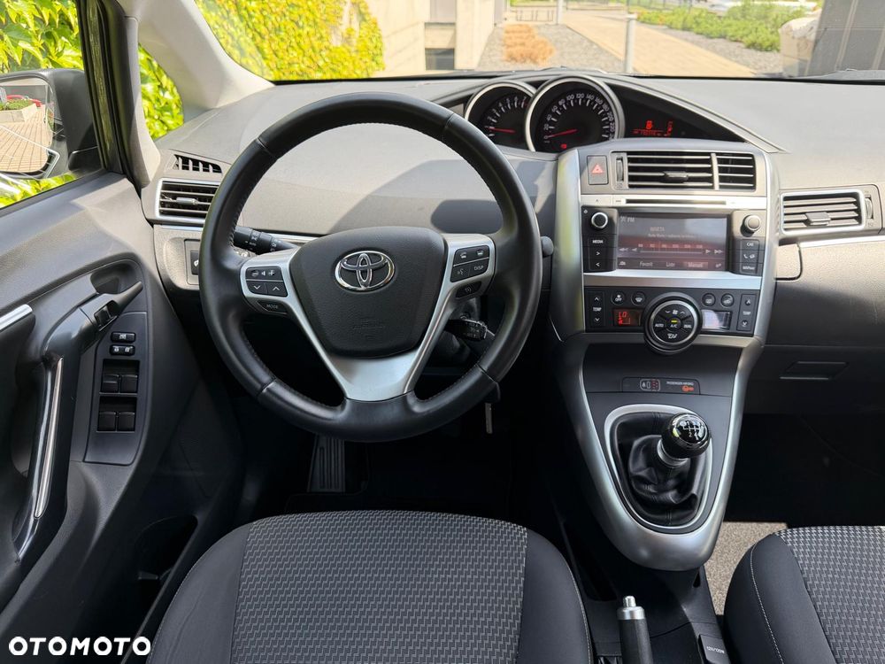 Toyota Verso 1.8 7-Sitzer Comfort - 13