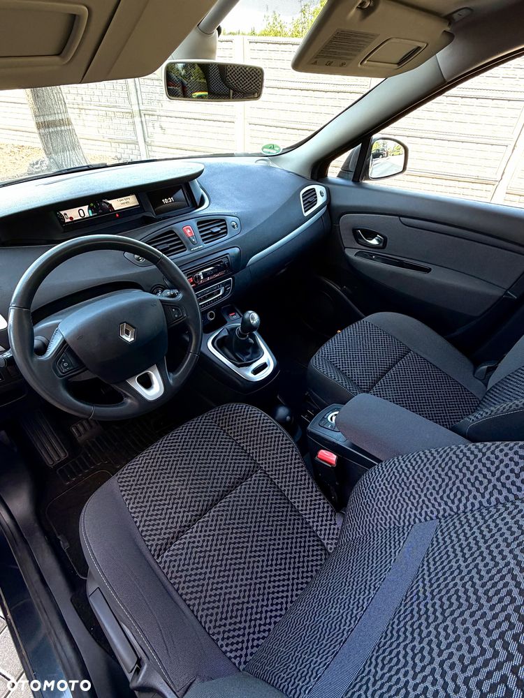 Renault Scenic - 6