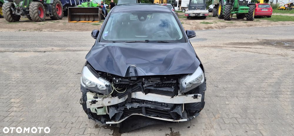 BMW Seria 2 220i Advantage - 2