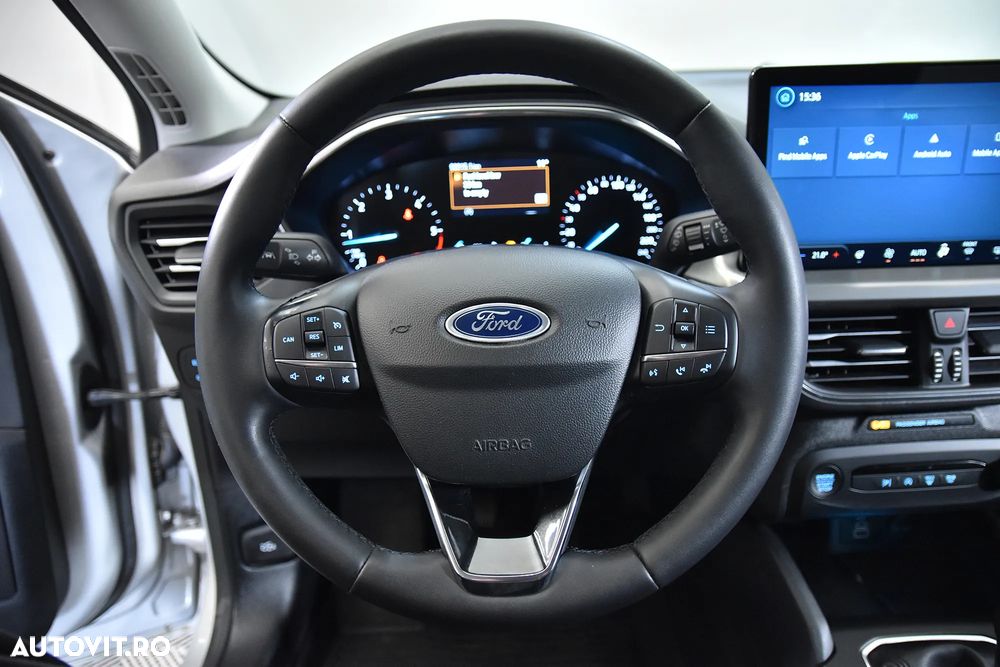 Ford Focus - 17
