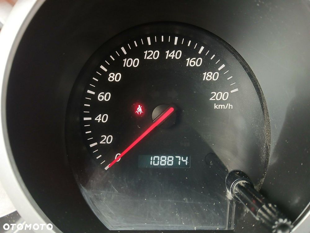 Suzuki Grand Vitara 1.6 - 18
