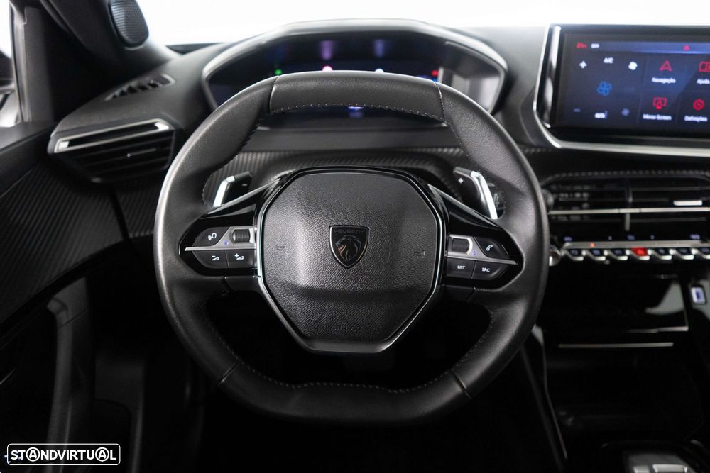 Peugeot 2008 1.2 PureTech Allure Pack - 27