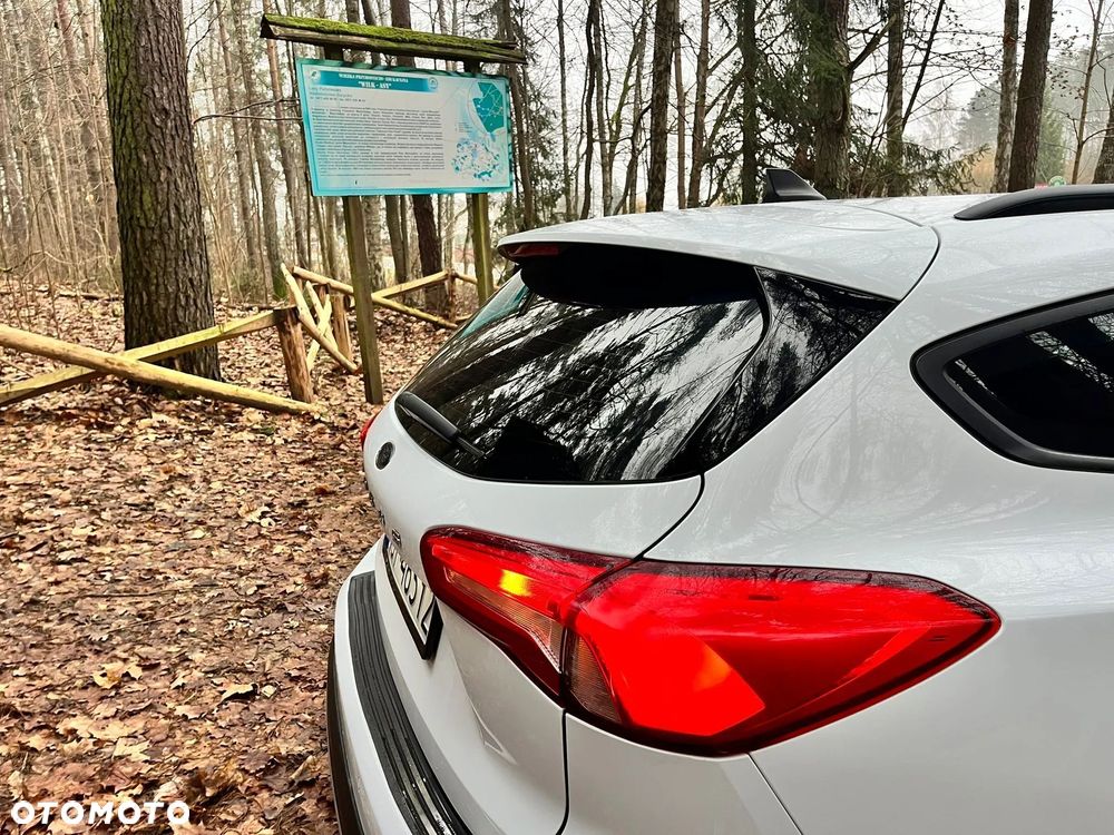 Ford Focus SW 1.5 EcoBoost S&S ACTIVE - 7