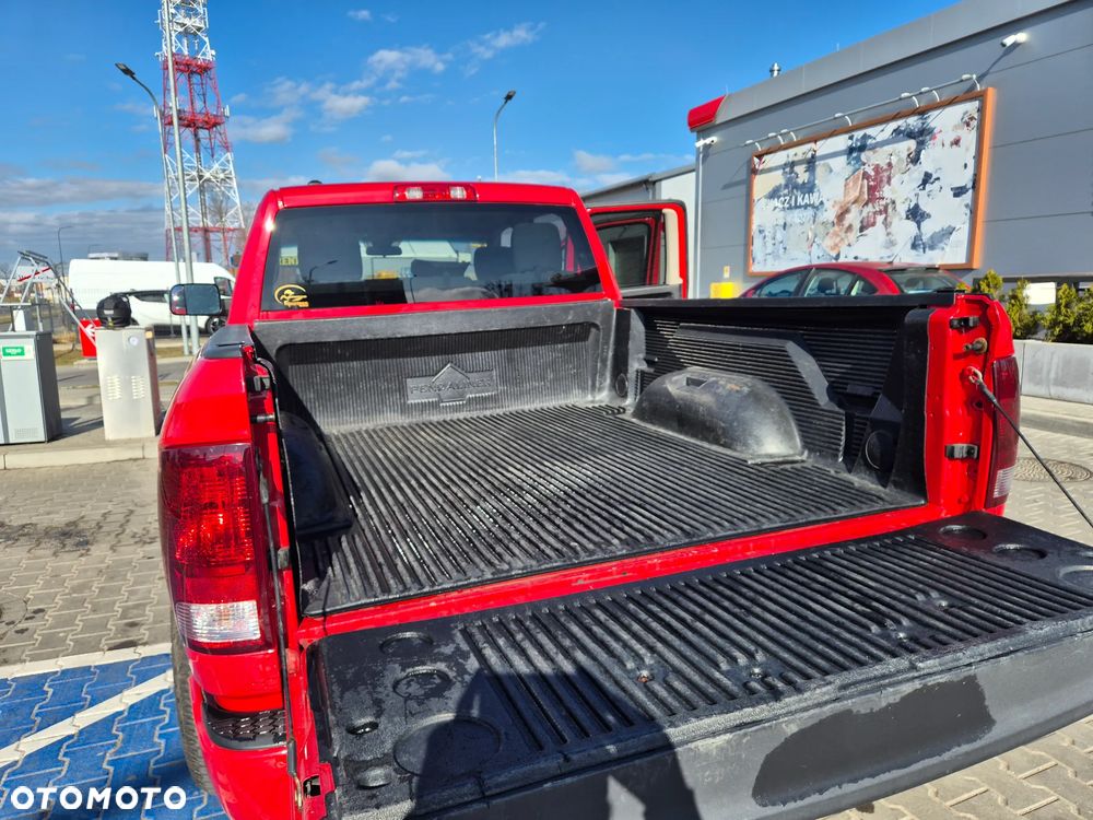 Dodge RAM - 16