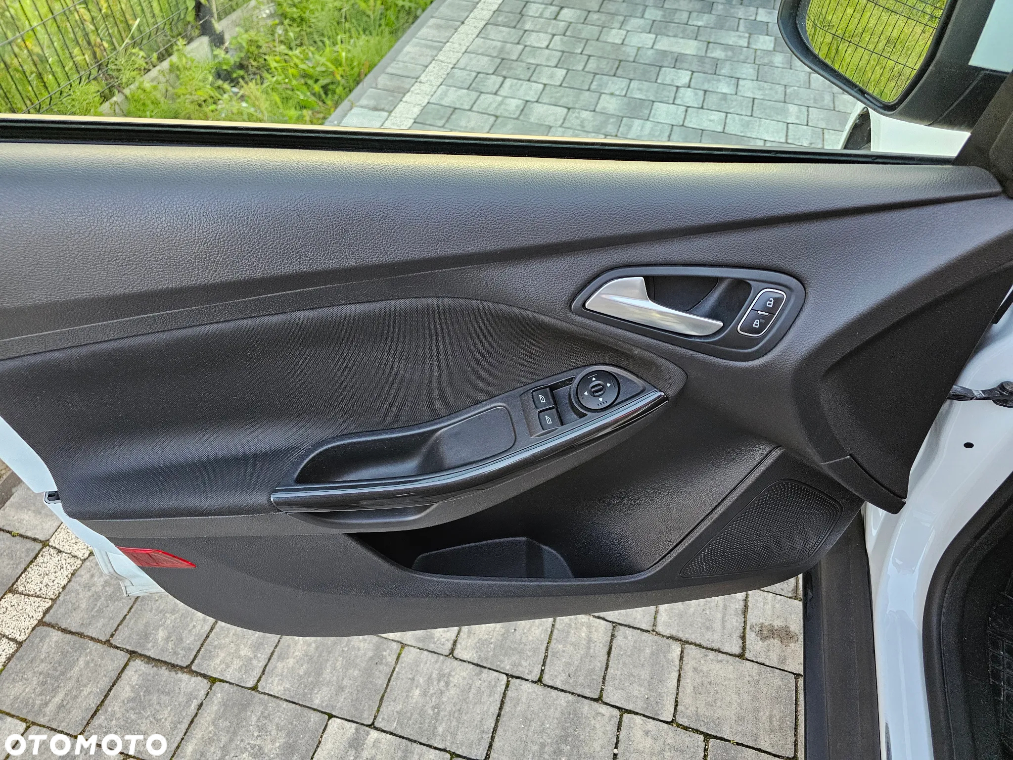 Ford Focus - 8
