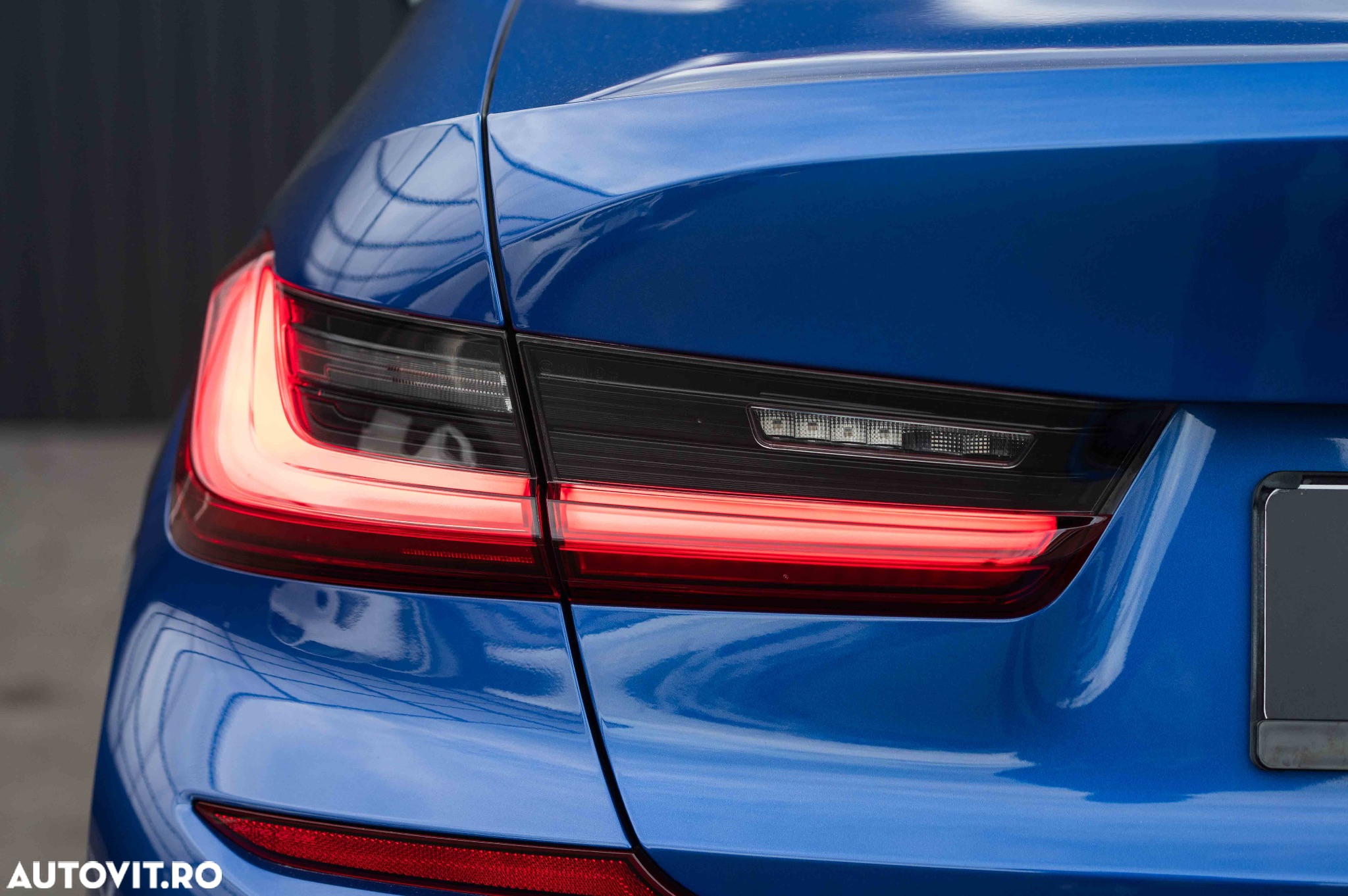 BMW Seria 3 330e Aut. M Sport - 12
