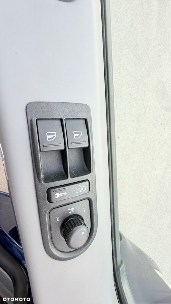 Volkswagen California - 39