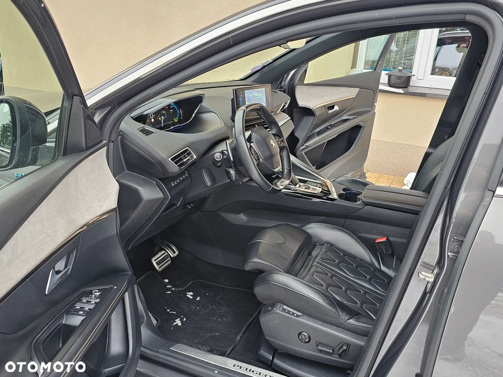 Peugeot 3008 1.6 PureTech Hybrid PHEV Allure Pack S&S EAT8 - 22