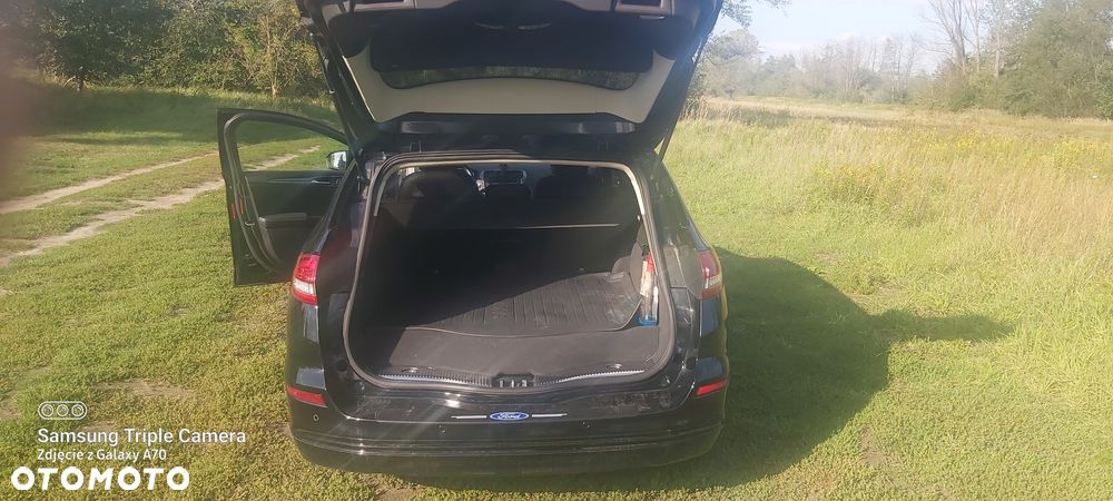 Ford Mondeo - 24